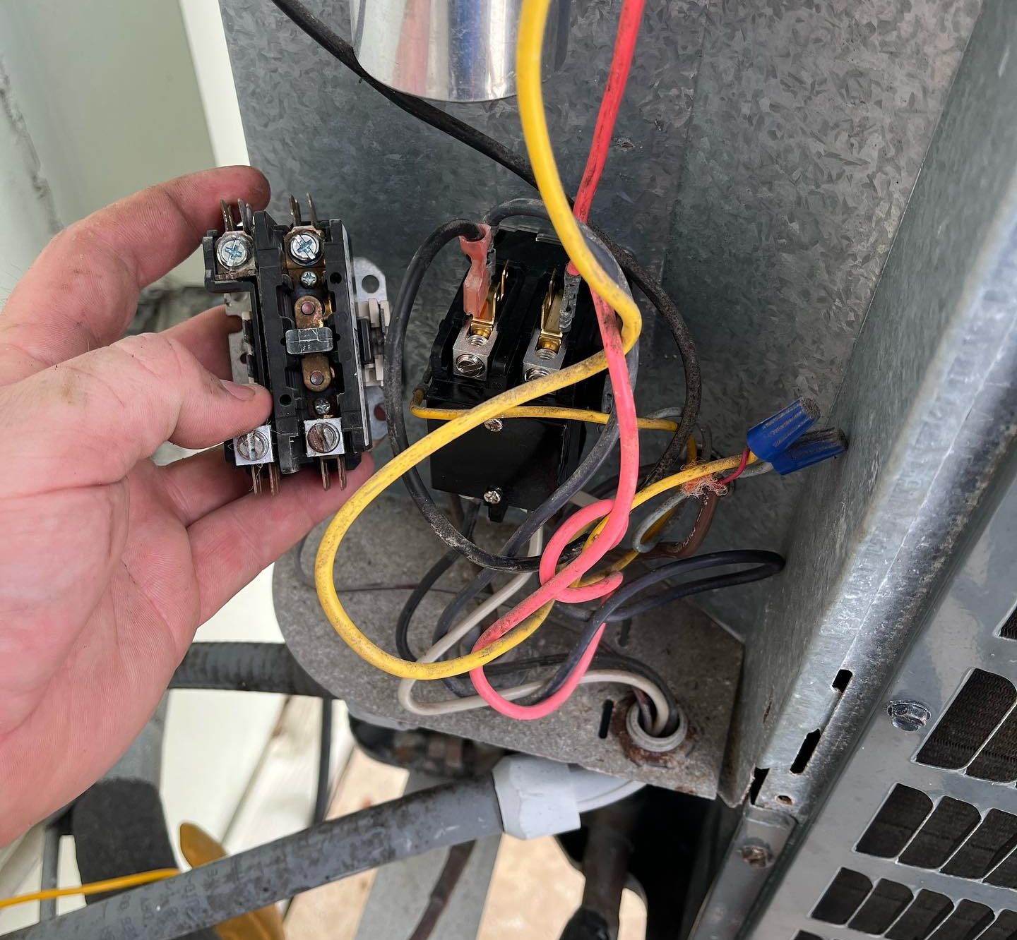 When To Get a Second Opinion On AC Repair Services